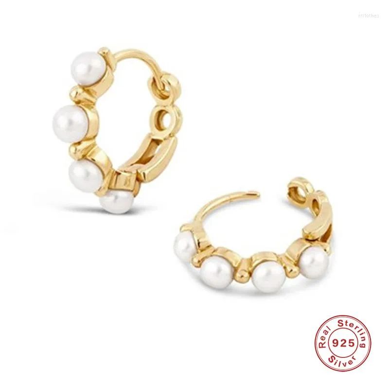 Boucles d'oreilles créoles Aide en argent sterling 925 avec quatre perles d'imitation Huggie pour femme minimaliste polyvalent 10 mm