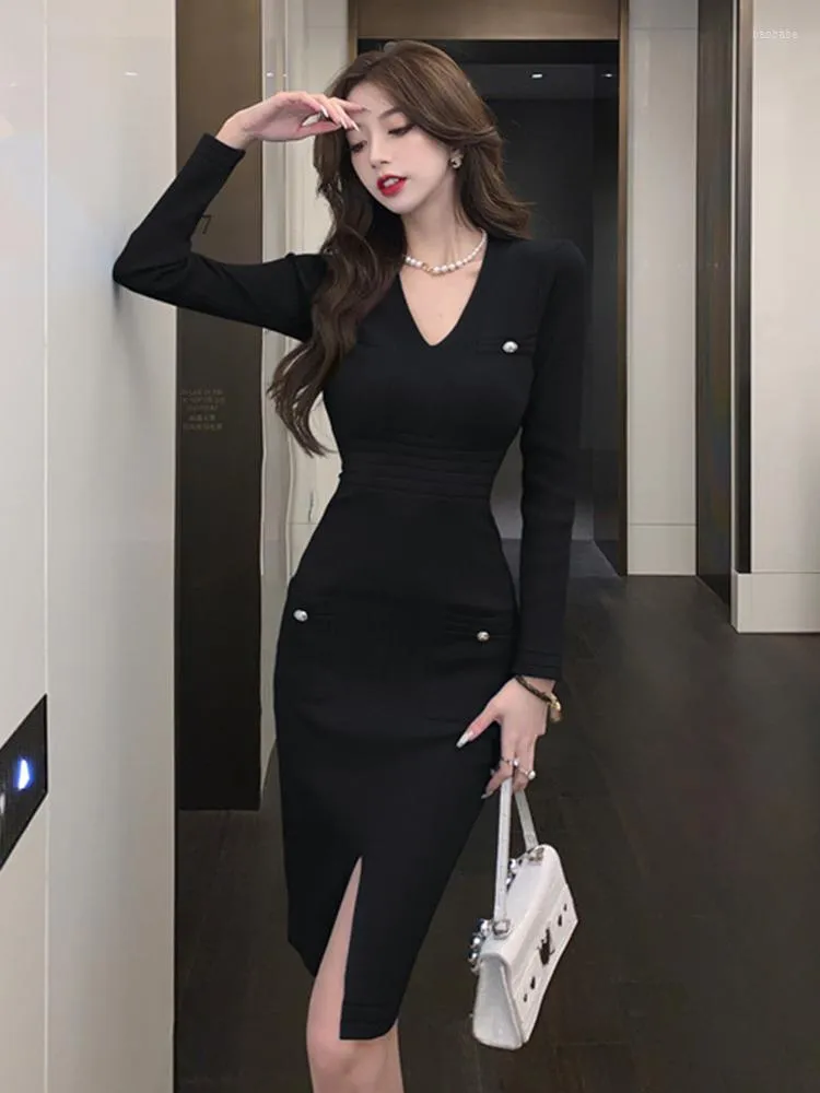 Casual Dresses Fashion Sticke Women Dress Temperament Simple V-ringning Skinny Slit Midi Street Stretchy Inner-Match Robe Femme Mujer Vestidos