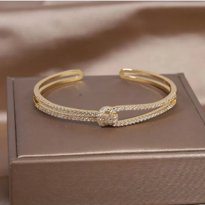 14K Real Real Gold Prainizaci￳n exquisita Luxury Full Circon Knot Bracelet Elegant Wedding Farty Fiesta de bodas Ayerta Ajustable Ajustable