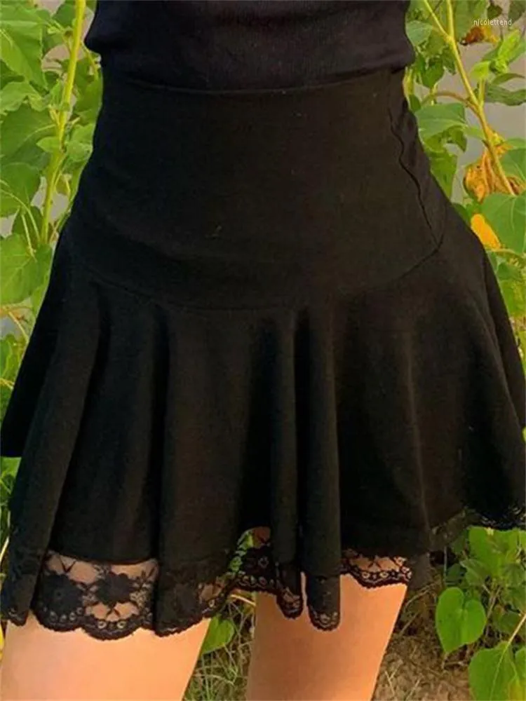 Skirts Gothic Y2K Black Lace Edge High Waist Pleated Skirt Women Punk Style Dark Academia Aesthetic Vintage Clothes A Line Mini