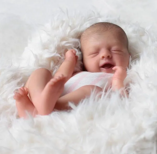 Dolls NPK 11 cali Reborn Doll Kit Salia z charakterystycznymi niedokończonymi częściami lalek z ciałem 230111