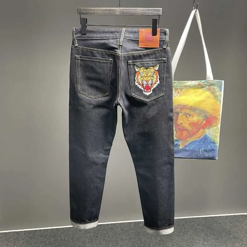 Calças retas homem esqueleto bordado esfregar calças streetwear denim roupas para homens baggy t230110 51