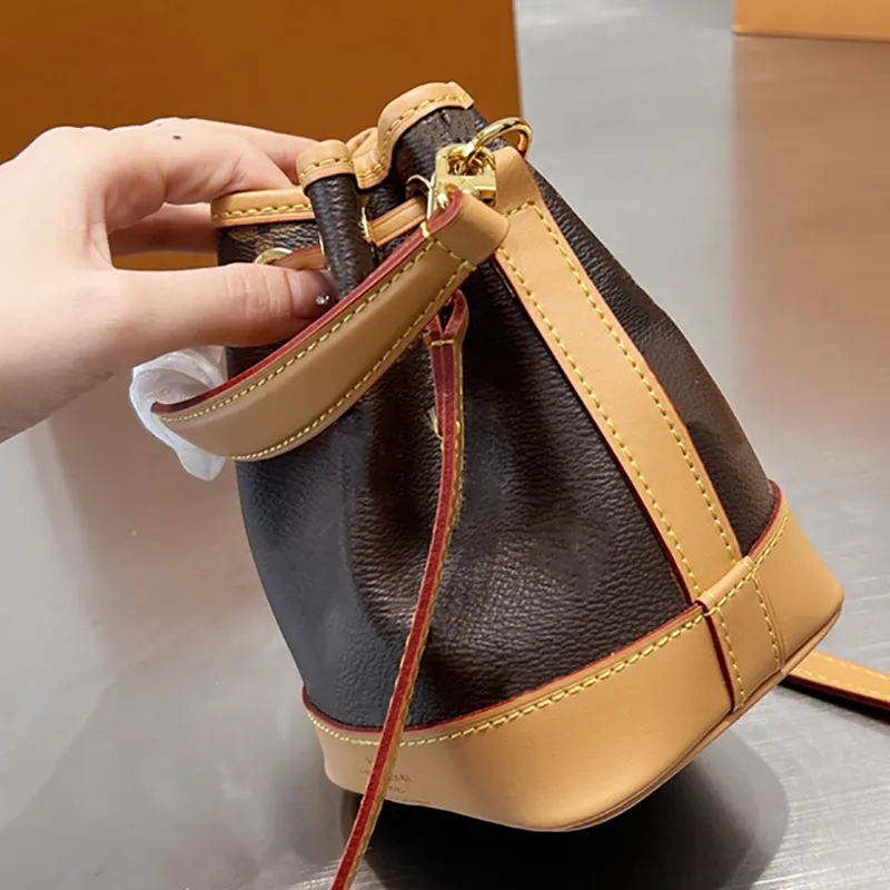 designer bag mini bucket bags luxury shoulder crossbody bag leather women drawstring handbag classic tote bags old flower wallet ladies cute handbags purse