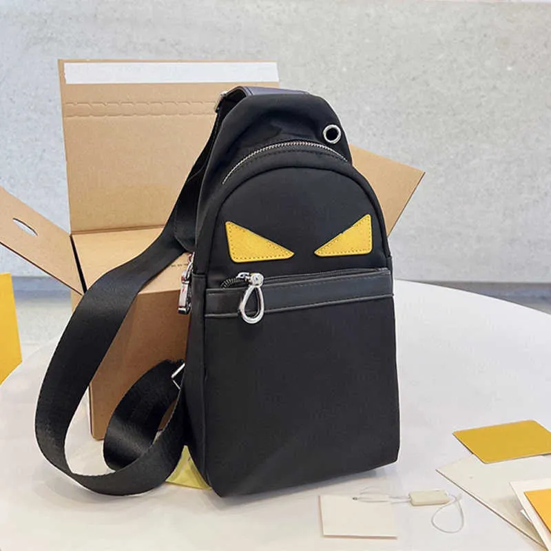korthållare plånbok plånböcker handväska designer hållare läder en-axel ryggsäck tecknad söt arg uttryck svart rektangulär blixtlås multifunktionell