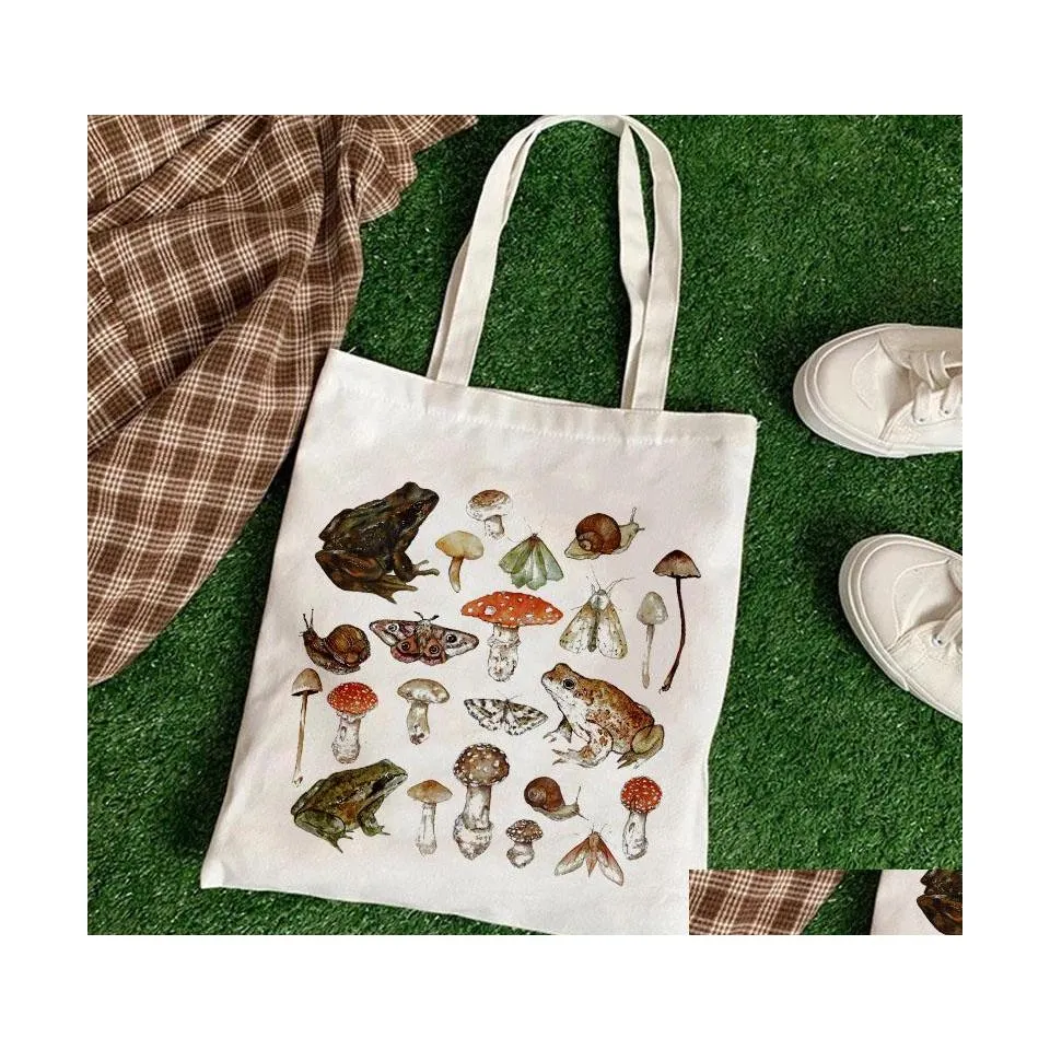 Sacs De Rangement Grenouille Femmes Grande Capacité Harajuku Dessin Animé Vintage Hip Hop Boutique Sac Toile Drôle Femmes Shoder Kawaii Filles Drop Delive Dhbt8