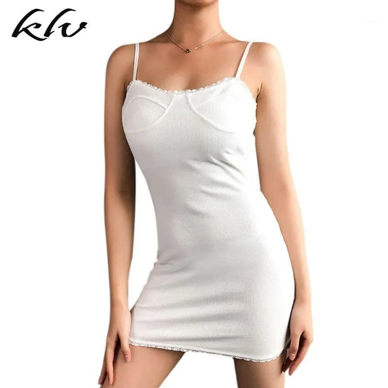 الفساتين غير الرسمية نساء مثير أبيض مضلعة متماسكة بلا أكمال