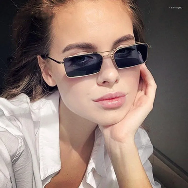 Güneş gözlükleri kadınlar gotik gözlükler seyahat sürüş metal gözlükler yüksek kaliteli kare tasarımcı vintage