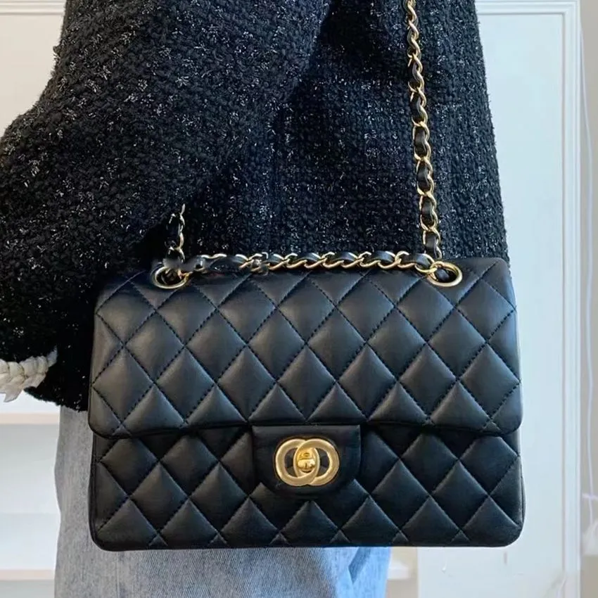 Designer- Classic Chain Flap Väskor Dam Axelväska Kvinnlig Crossbody handväska Portmonnäer dammode Handväskor