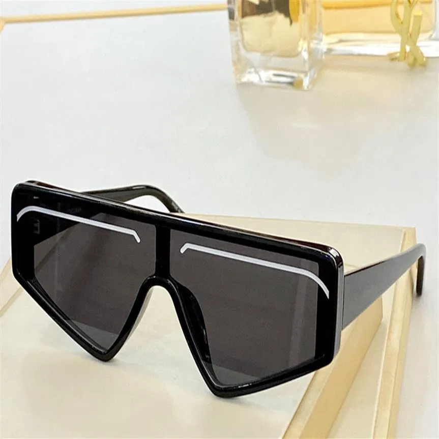 Sunglasses For Men and Women Summer style Anti-Ultraviolet Retro shape Plate Full Frame fashion Eyeglasses Random Box 0010195c