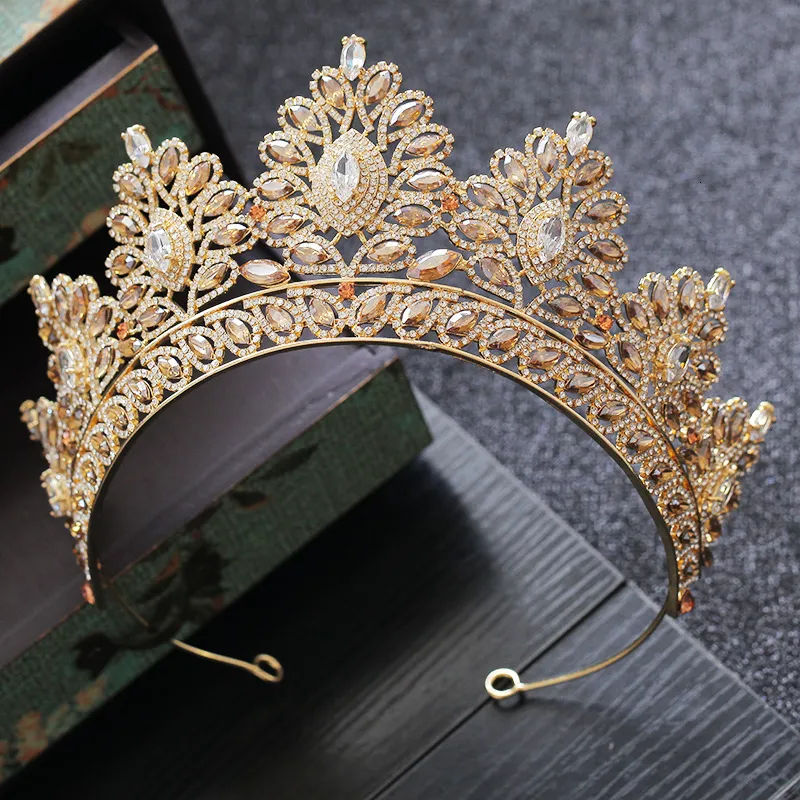 Gioielli per capelli da sposa Barocco Vintage Color oro Champagne Diademi da sposa Accessori per corona Crystal Pageant Queen Diadem 230112