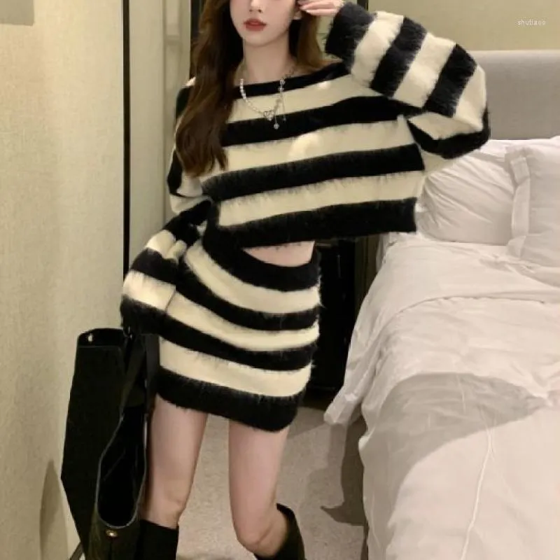 Work Dresses 2023 Spring Striped Knitted 2 Piece Dress Set Sexy Bodycon Mini Skirt Slim Casual Short Sweater Woman Korea Suit Design