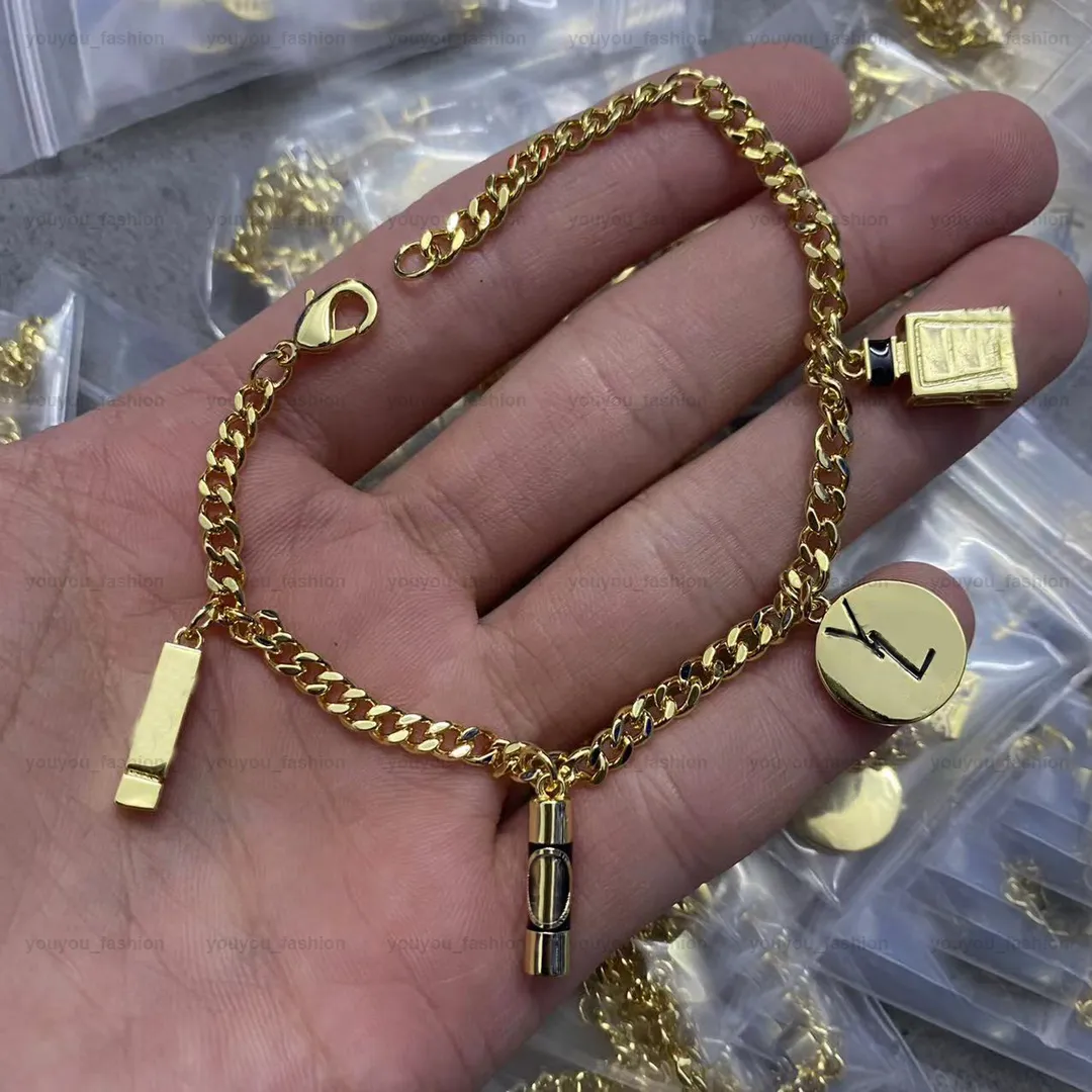 Diseñador Unisex Pulsera de oro Brazalete Hombres Mujeres Cadenas Pulseras Perfume Lápiz labial Colgante Joyería Hip Hop con caja