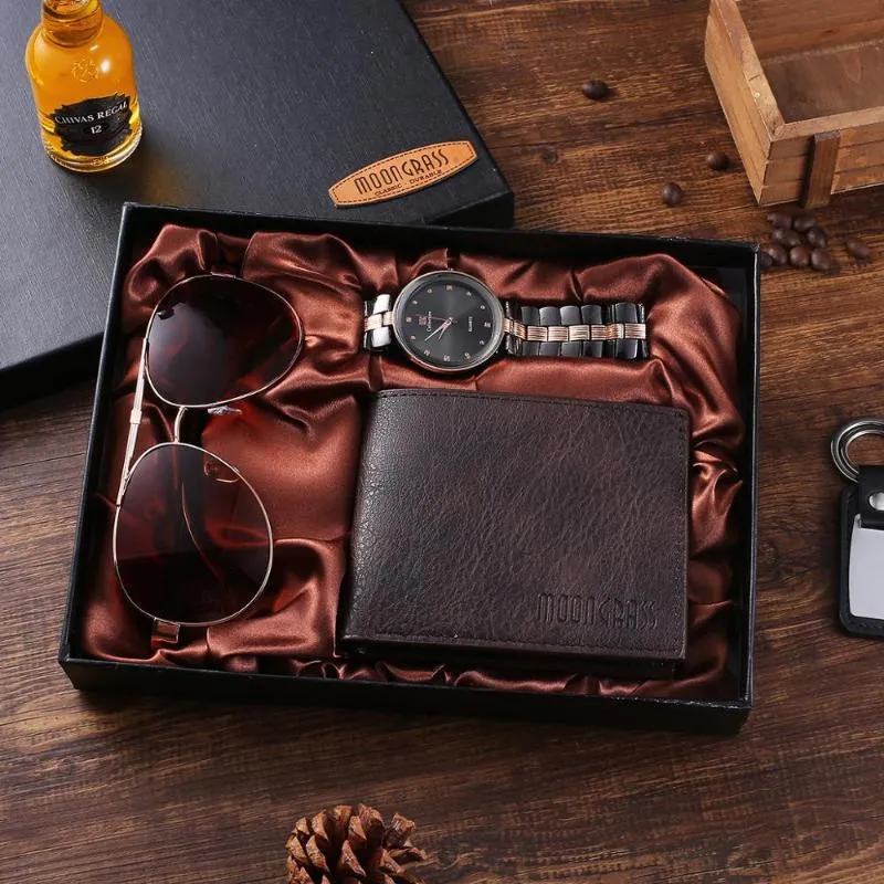 Relojes de pulsera Moda para hombre Reloj de cuarzo marrón / negro Juego de regalo de 3 piezas con gafas de sol Relojes de billetera Paquete hermoso Reloj de San Valentín