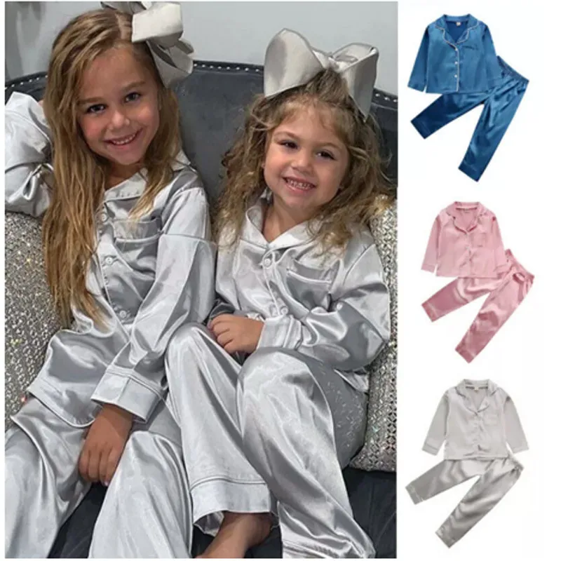 Pajamas 2pcs اطفال طفل رضيع فتاة الحرير ساتان أعلى بانت الأكمام طويلة الزر الصلب أسفل بيجاما مجموعة ثوب نوم للطفل 230111