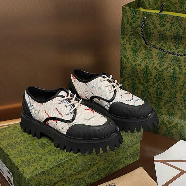 chinese dress ladies Ghillie Vintage Lace-Up Shoes (Black) 9 main image 1