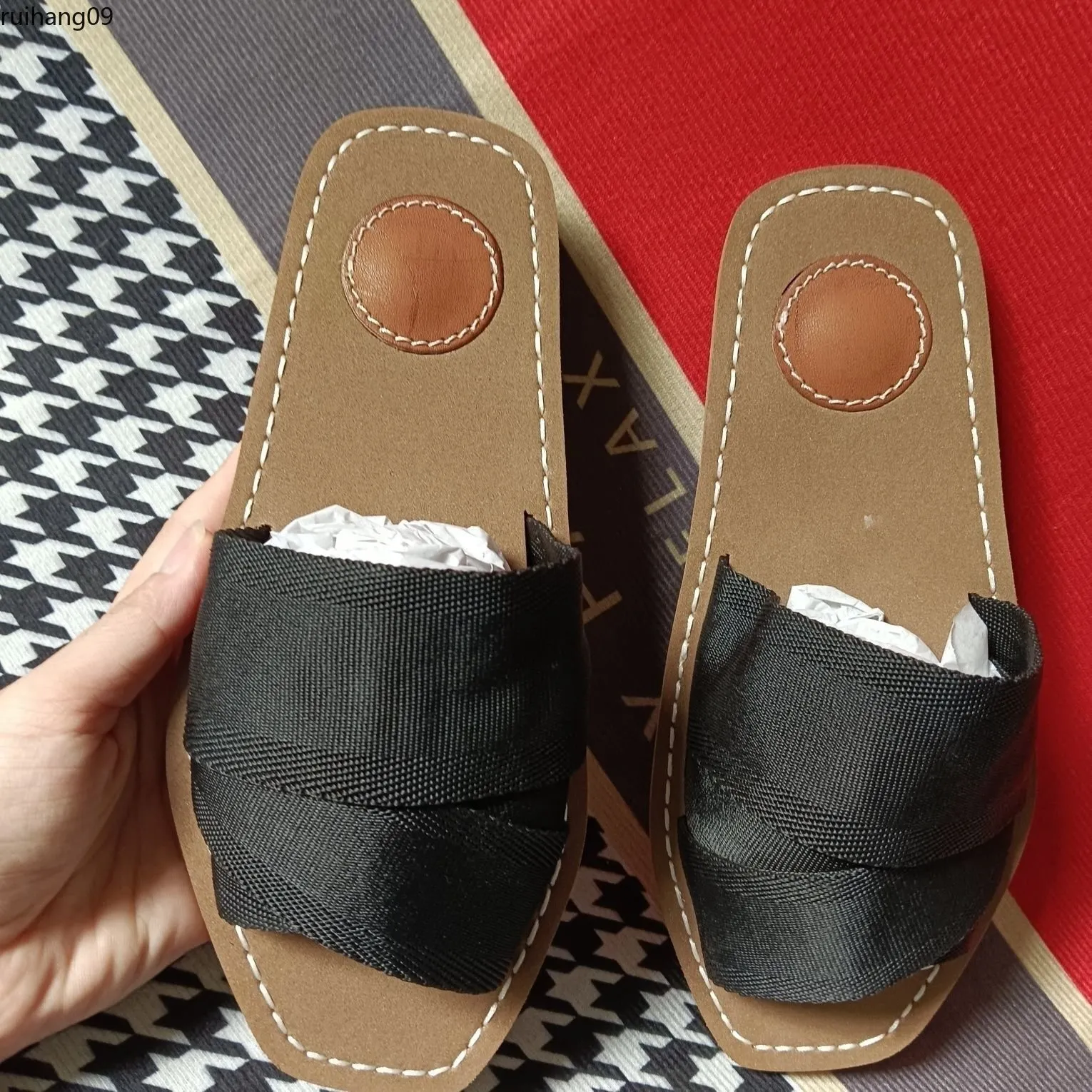 Летние дизайнерские сандалии пляж обувь Canvas Slides Women Slippers Cross Bands Flats Mules Luxury Brand Shoes Размер 35-42 RH09114