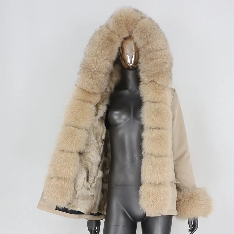 Pelliccia sintetica da donna CXFS 2023 Impermeabile Corto Parka Cappotto reale Giacca invernale da donna Collo di procione naturale Cappuccio spesso caldo staccabile