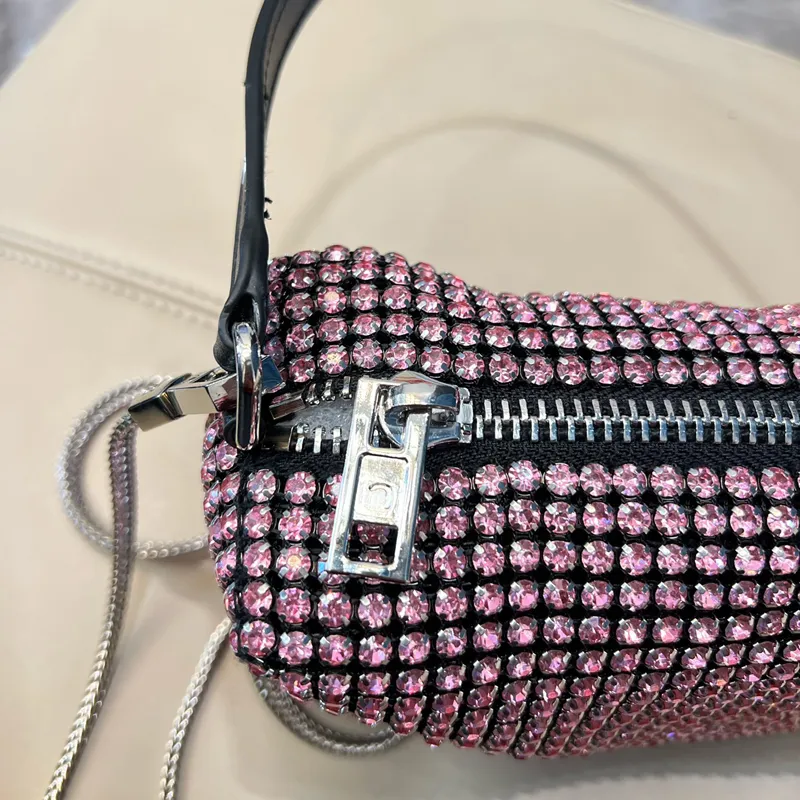 Parlak omuz çantaları tasarımcı elmas çantaları bayan sokak mini çantası parti için yeni crossbody çantası