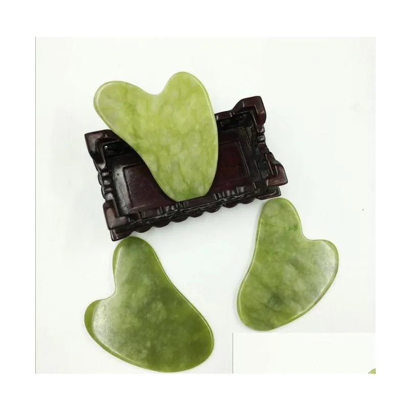 Massage Stones Rocks 100Pcs Heart Shape Natural Xiuyan Stone Jade Guasha Gua Sha Board Masr For Scrap Therapy Roller Drop Delivery Dhoox