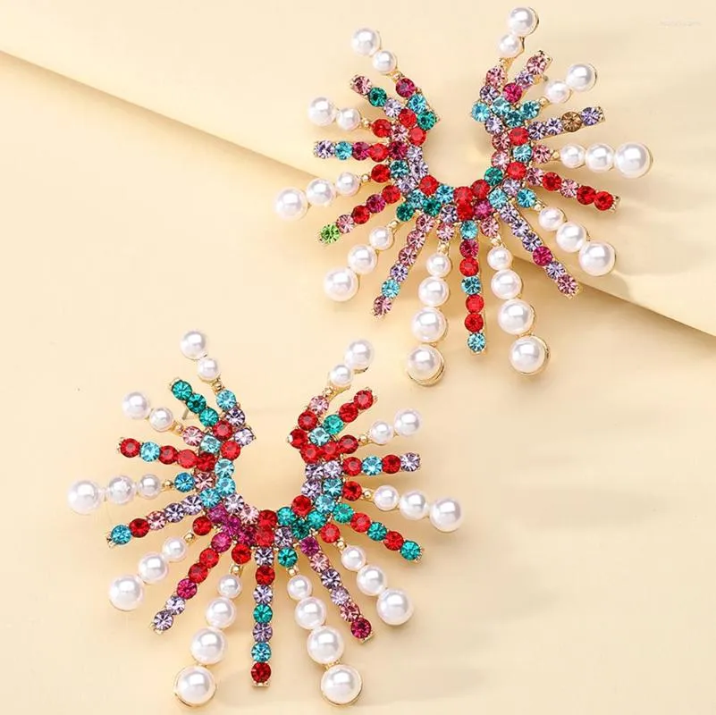 Orecchini a bottone Fashion Big Luxury Design Sun Flower Metallo Full Crystal Imitazione di perle Bijoux Accessori per gioielli da festa per le donne