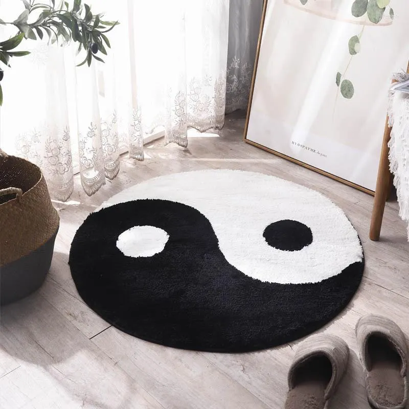 Tappeti in bianco e nero Yin Yang Tappeto Tai Chi Buddista Tappeto rotondo Soggiorno Camera da letto Anello di preghiera Yingyang Tappetino Ciuffo Morbido