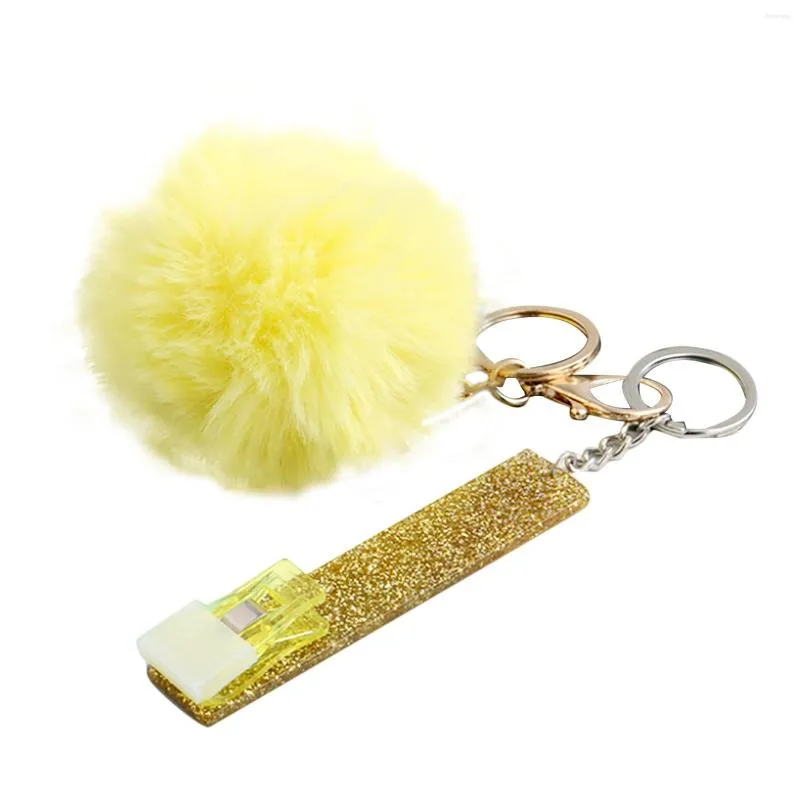 Keychains 여자 여자 패션 그라데버 아크릴과 푹신한 볼 귀여운 액세서리 긴 손톱 키 링 기프트 카드 풀러 키 체인