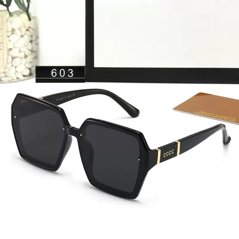 r Letter Womens Mens Goggle Senior Eyewear for Women Eyeglasses Frame Vintage Metal Sun Glasögon med