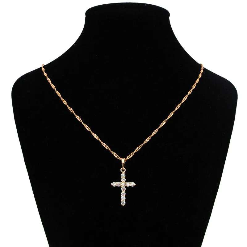 Collane con ciondolo Dio benedica Amen Collana croce di cristallo Donne Gioielli di Natale Battesimo Crocifisso in oro Collier Femme Accessori Mujer N0210