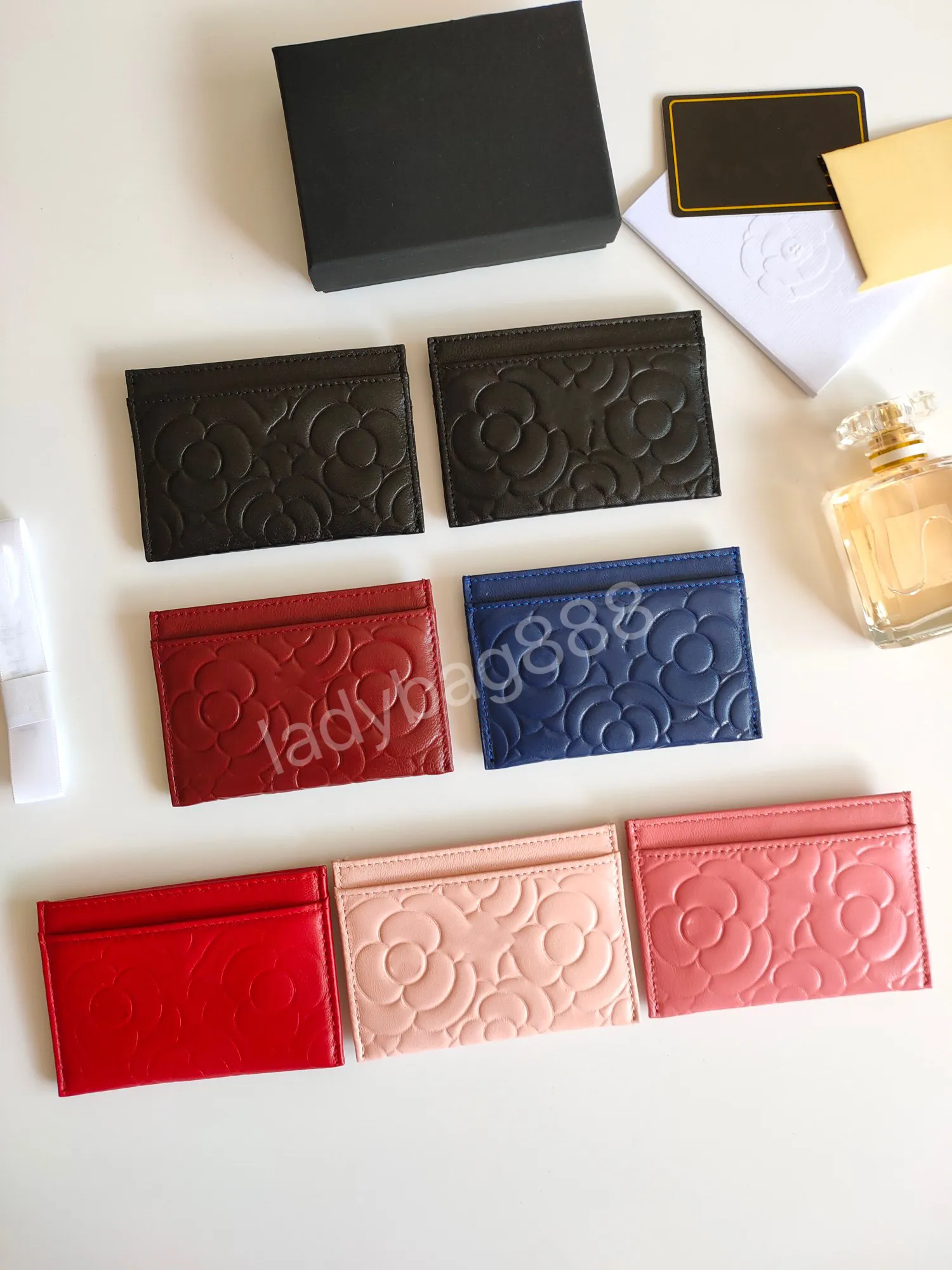 CC 럭셔리 디자이너 카드 클립 여성 지갑 신용 지갑 지갑 여성의 클래식 퀼트 카드 가방 패션 양 스킨