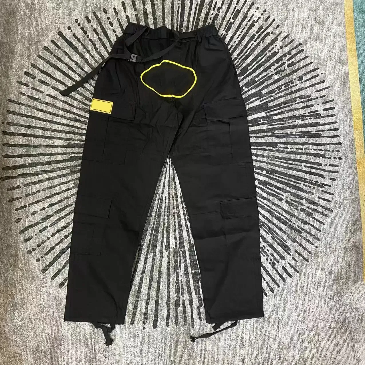 Corteiz Cargo Pants Men’s Multi Pocket Black / Yellow Cargos Size Medium.