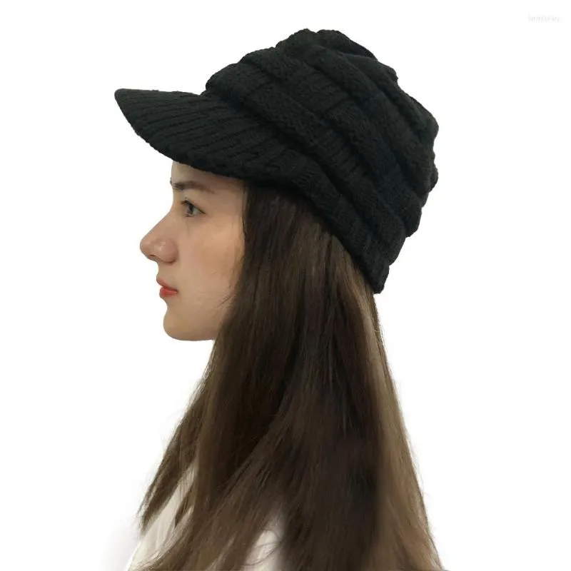 Bérets Femmes Hiver Chaud Slouchy Câble Tricot Bonnet Crâne Chapeau Avec Visière Sboy Cap