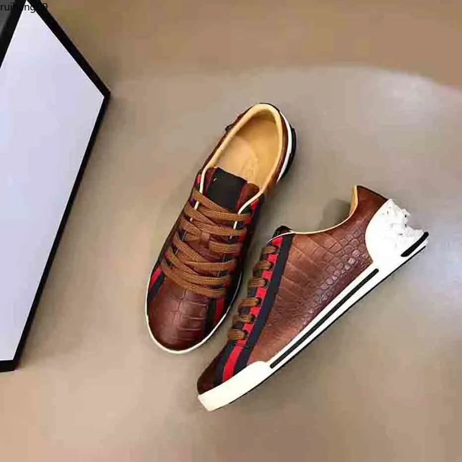 2023 Mens Designer Shoes Letter Printed Luxury Fashion Casual Black Men Sport Sneakers Högkvalitativ verklig bild RH9178