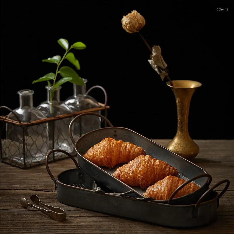 Plates Retro Long Iron Tray With Handles Metal Vintage Tableware Bread Dessert Fruit Cake Kitchen Organizer Desktop