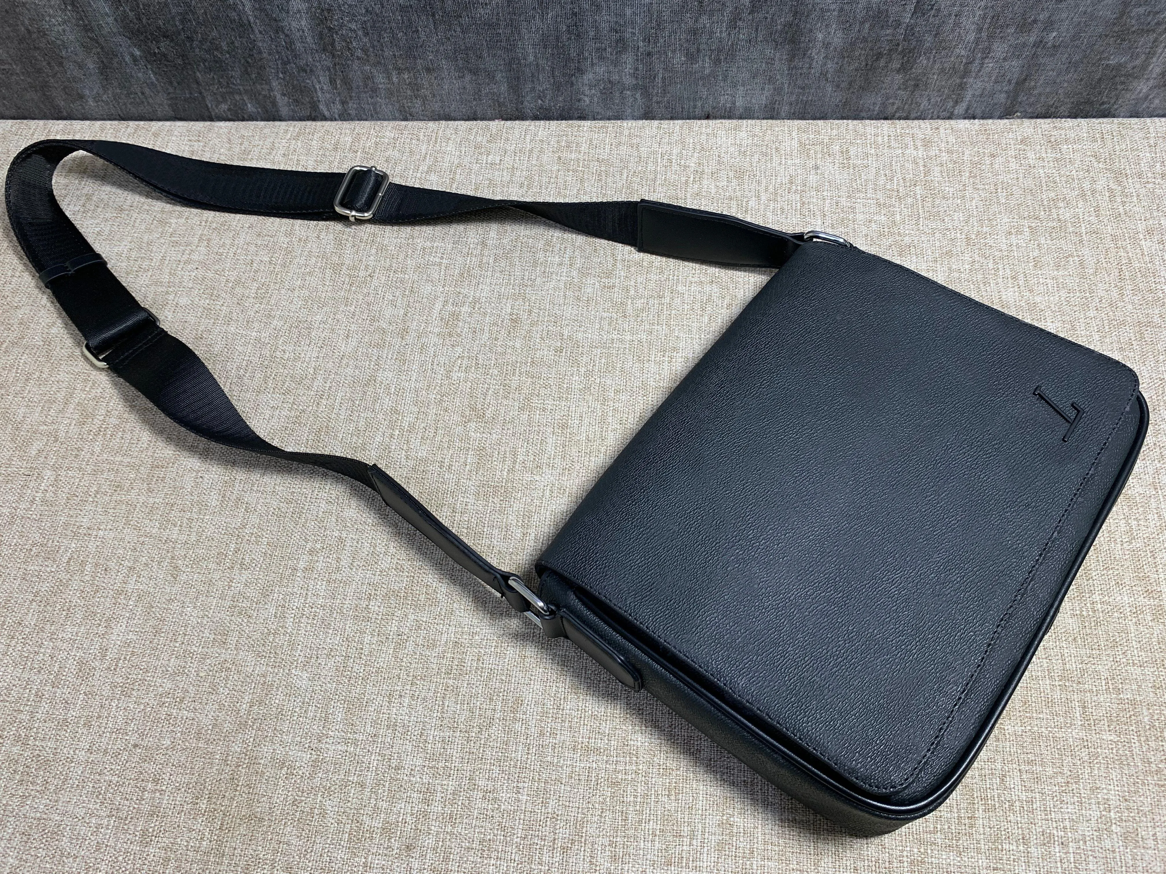 Axelväskor väska nya klassiska modemän messenger väskor korsar kroppsskolan bokväska bör 41213 med dammartiklar man handväska handväskor