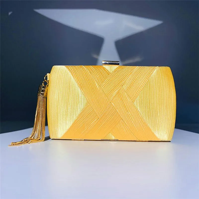 Evening Bags Handbags Women Luxury Crossbody Bag 2023 Fashion Design Silk Tassel Chain Weave Wedding Party Clutch Purses Shoulder BagEvening