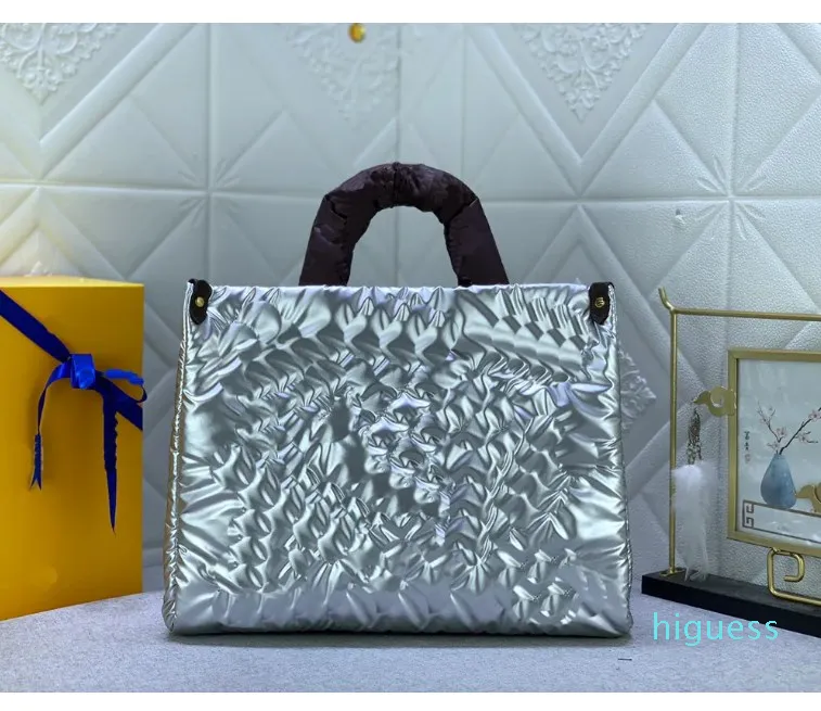 Luxury Embroidered Designer Silver Clutch Bags For Winter Travel 2023