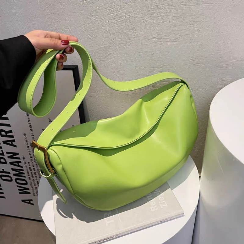 Axelväskor ny lyxdesigner handväska kvinnor mjuka läder axel väskor fast färg stor crossbody väska för tjejsäck en huvudsaklig hobo väska 230116