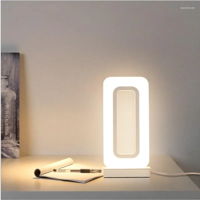 Bordslampor 12W LED -skrivbordslampa sovrum sovrum nordisk hushåll akryl enkel webbkändis live -knapp