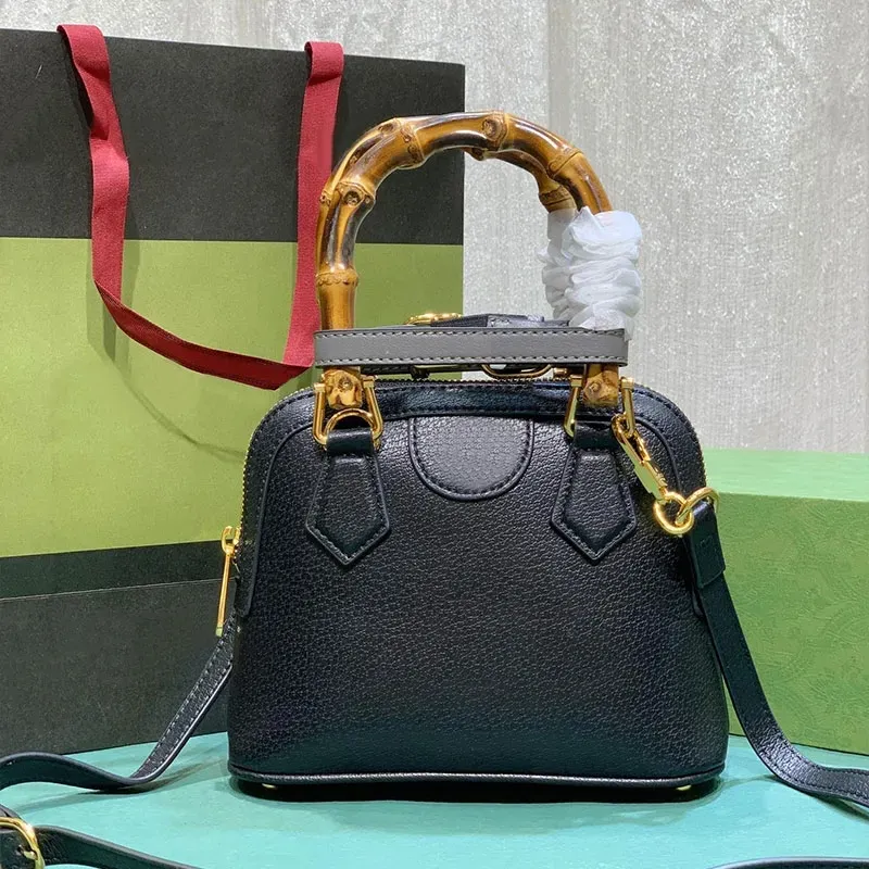 Torby na ramię Shell Diana Bambusowa torba Moda damska Sklep Torebki Crossbody Totes na ramię Projektantka luksusowa torebka Klasyczna listowa Gun Color Hardware Totes