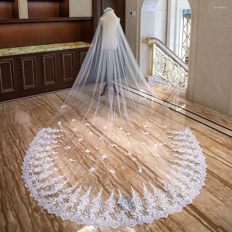 Bridal Veils Nzuk One Warowar Weselna Veil 4 -metrowa z aplikacjami grzebienia koronki Długa katedra Veli Da sposa Welon Slun