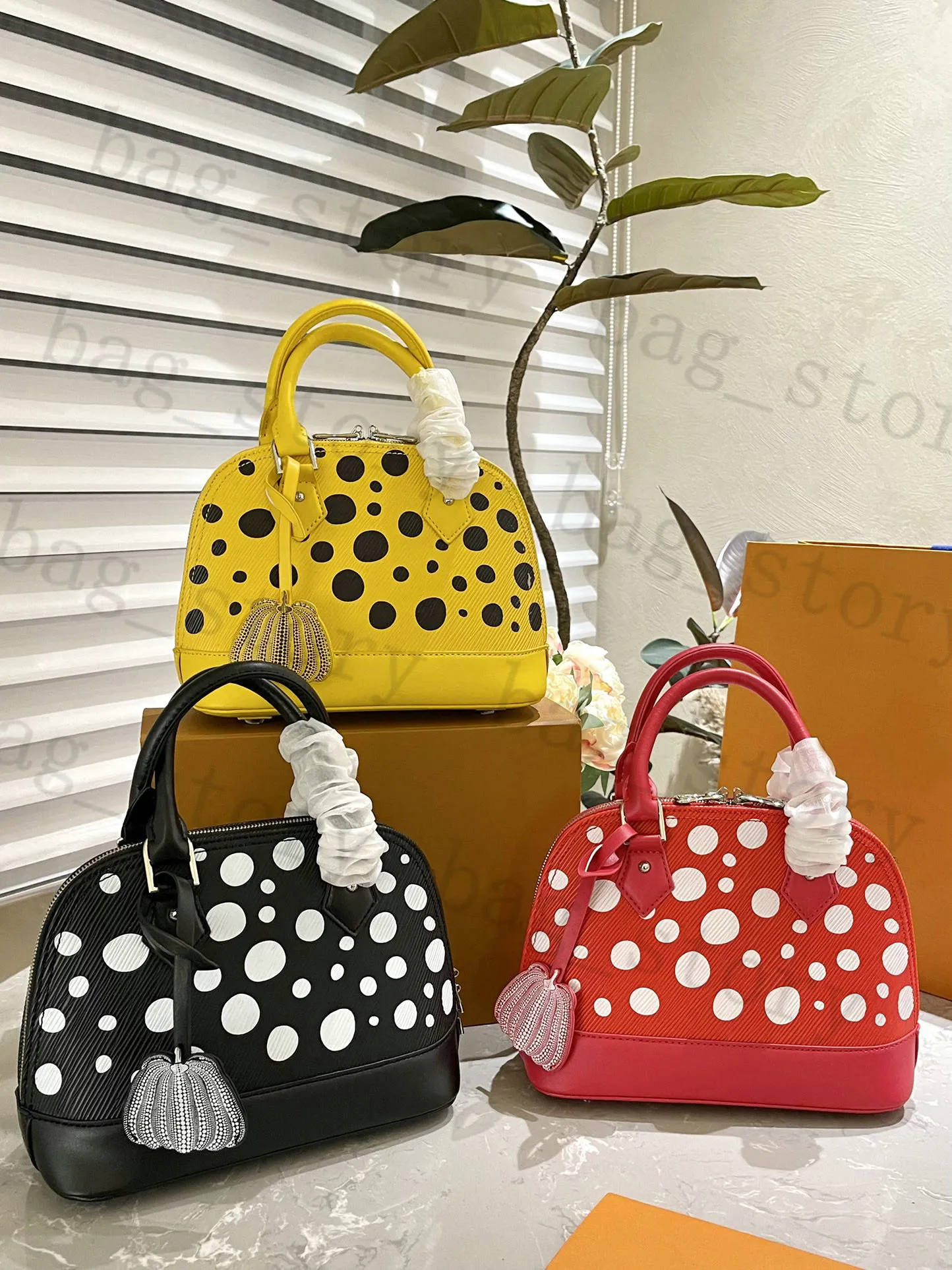 2023 Designer Bag Alma BB Handbag EPI Leather Shellbag Infinity Dots Yayoi Kusama Fashion Crossbody Shoulderbag Classic Dinner Tote For Women Ladies Evening Hobo