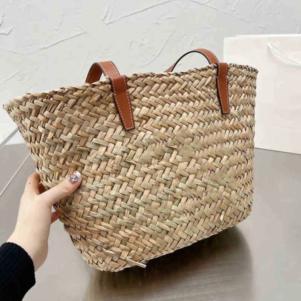 Fourre-tout paille panier plage vacances fourre-tout femmes tissé sac à main été sacs à bandoulière en cuir Designer bandoulière femme haute capacité seau 220412