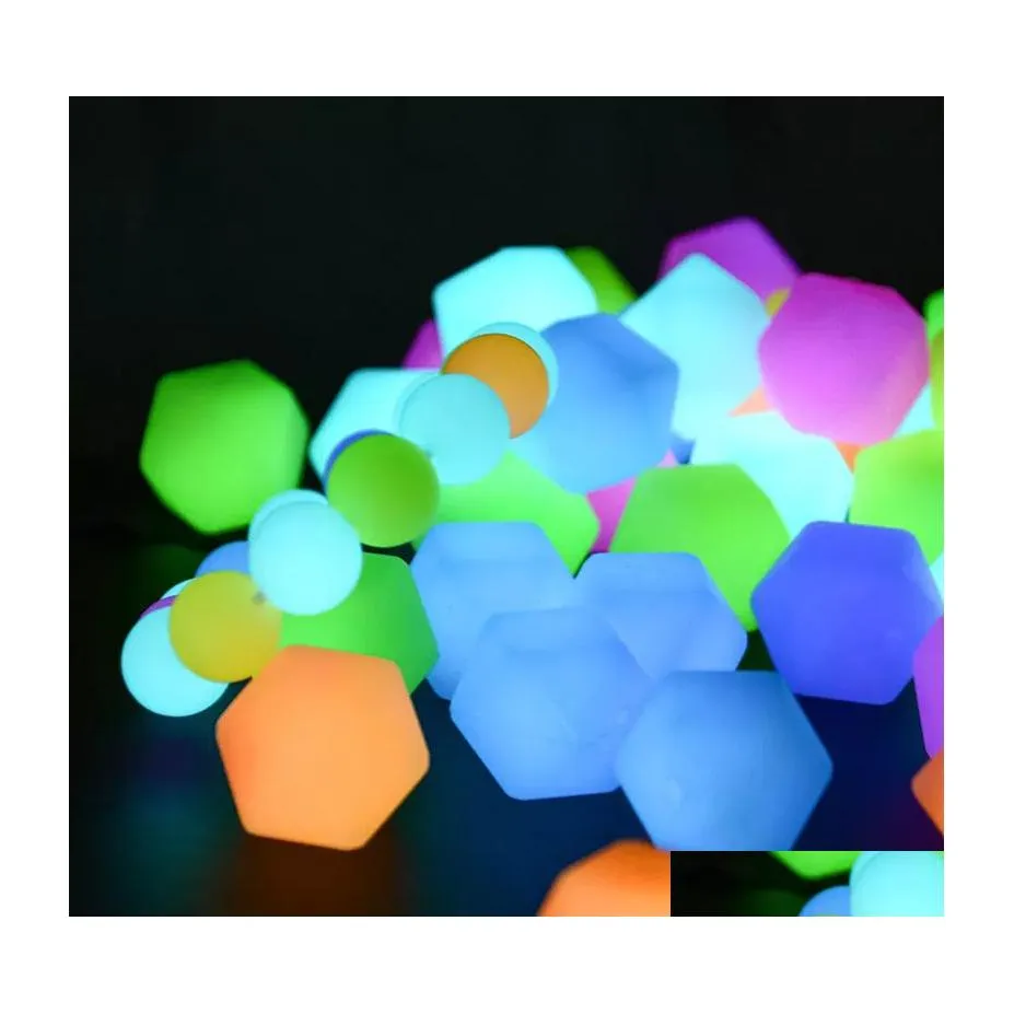 Outras contas soltas luminosas de 14 mm brilham em escuro Hexagon Fluorescent Sile DIY Acessorry para bebê de chupeta de bebê Drop de dh2i6