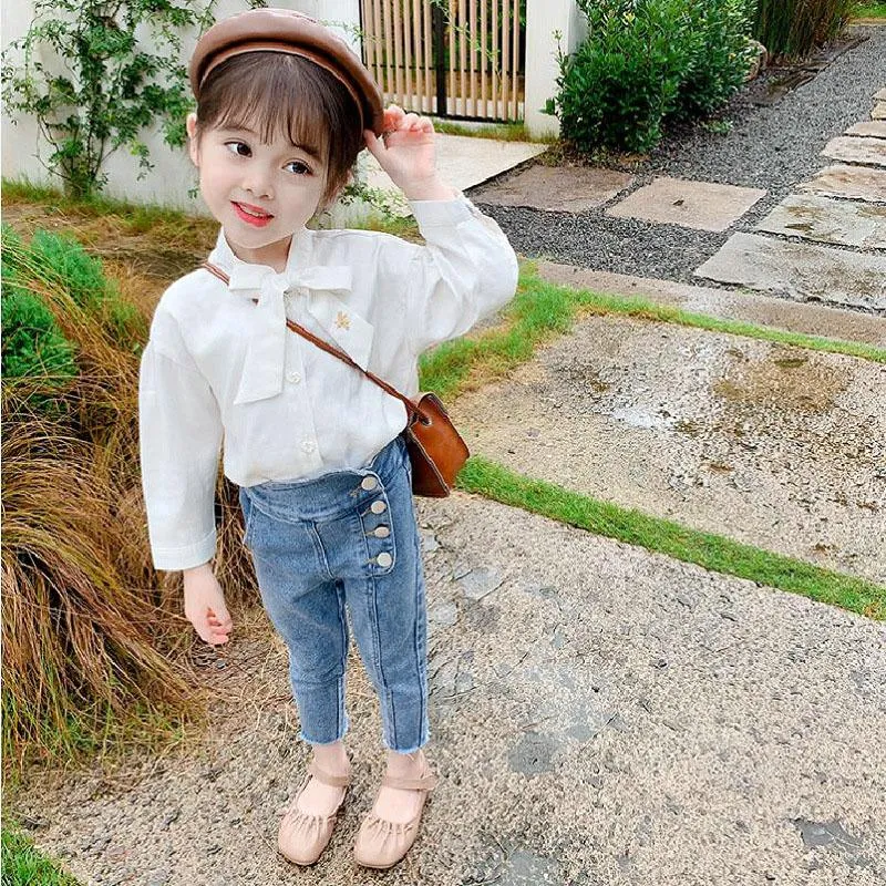 Jeans Girls Korean Styke 2023 Autumn Toddler Girl Solid Denim Slim Pants Fashion Fall Children Botton Byxor