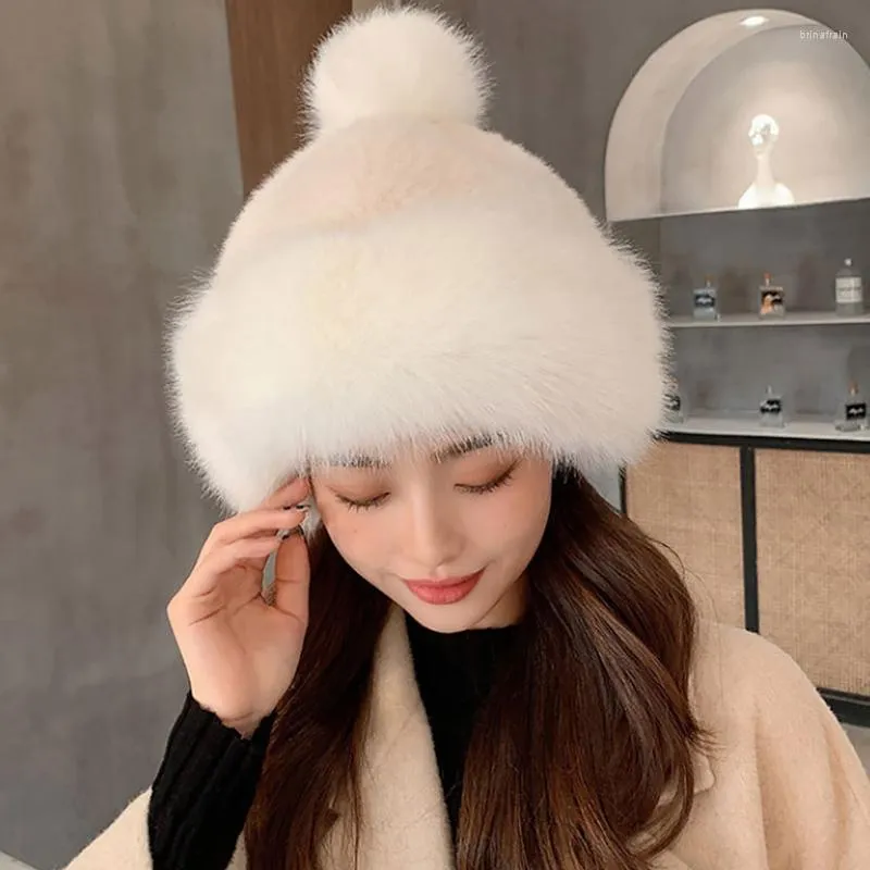 Berets Fashion Warm Paux Fur Hat Women Winter Caps Snow Ski Cap Cap Female Pompom Pompom Bracking Outdoor Gray White