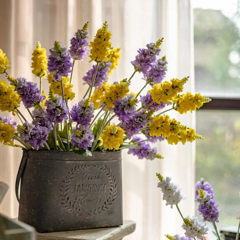 Fiori decorativi 70 cm Giacinto Fiore artificiale Ramo alto Simulazione Delphinium Seta per la decorazione finta del giardino di nozze domestico