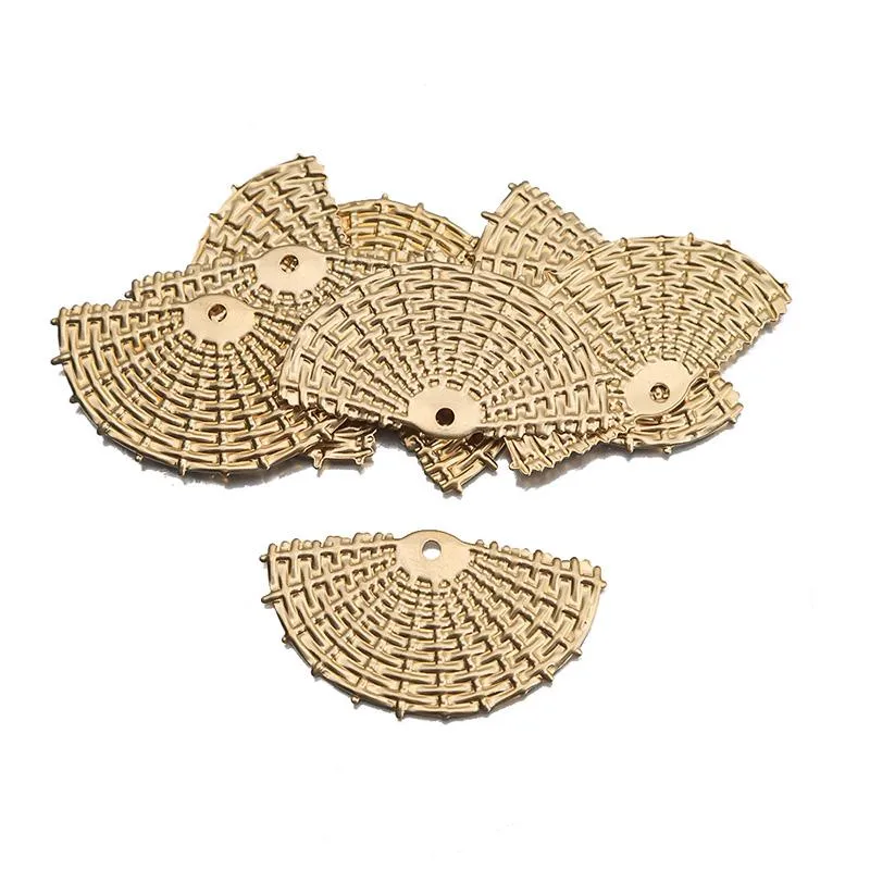 Charms 10st/mycket rå mässing Rattan Weaving Shape Fan Pendants för DIY örhängen smycken gör att hitta tillbehörscharm