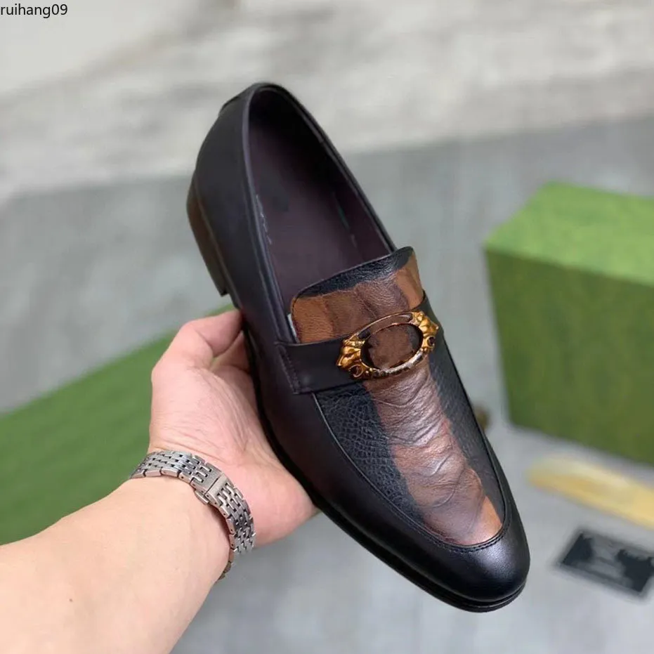 2022 Chaussures Habillées Formelles À La Main Brogue Style En Cuir Véritable Parti Chaussures De Mariage Marque Designer Loisirs Hommes Tricoté Appartements Oxfords Taille 38-45 rh0009778