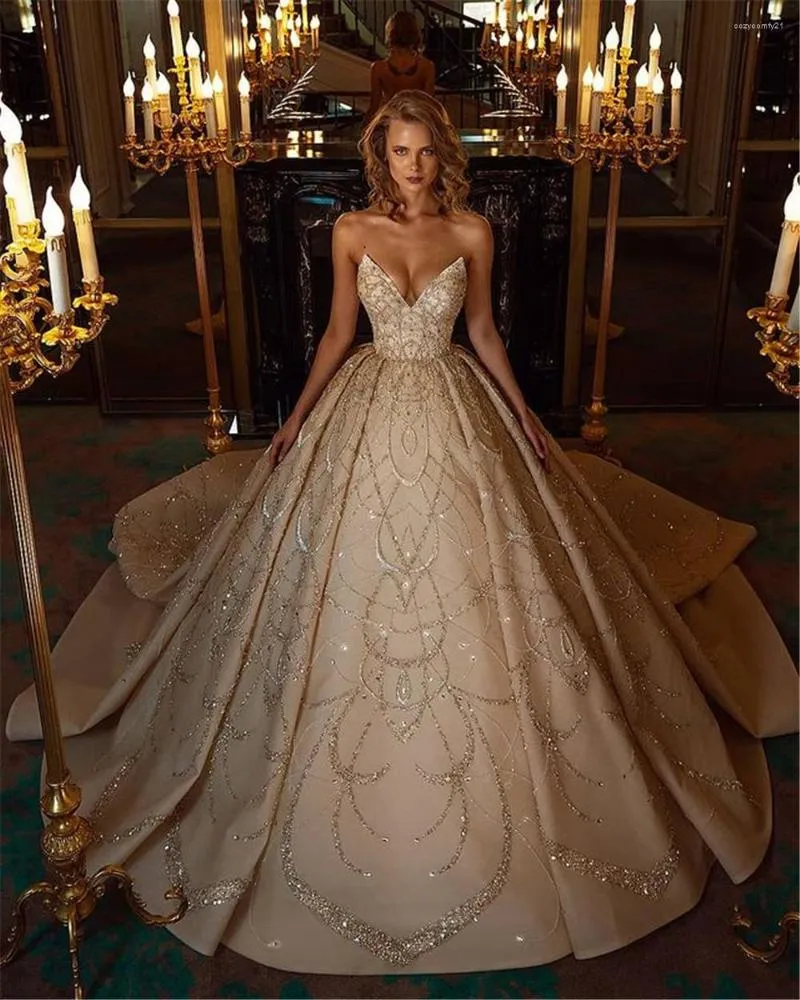 Robe de mariée de luxe, robe de bal, sans manches, avec perles et strass, princesse pour mariée, 2023