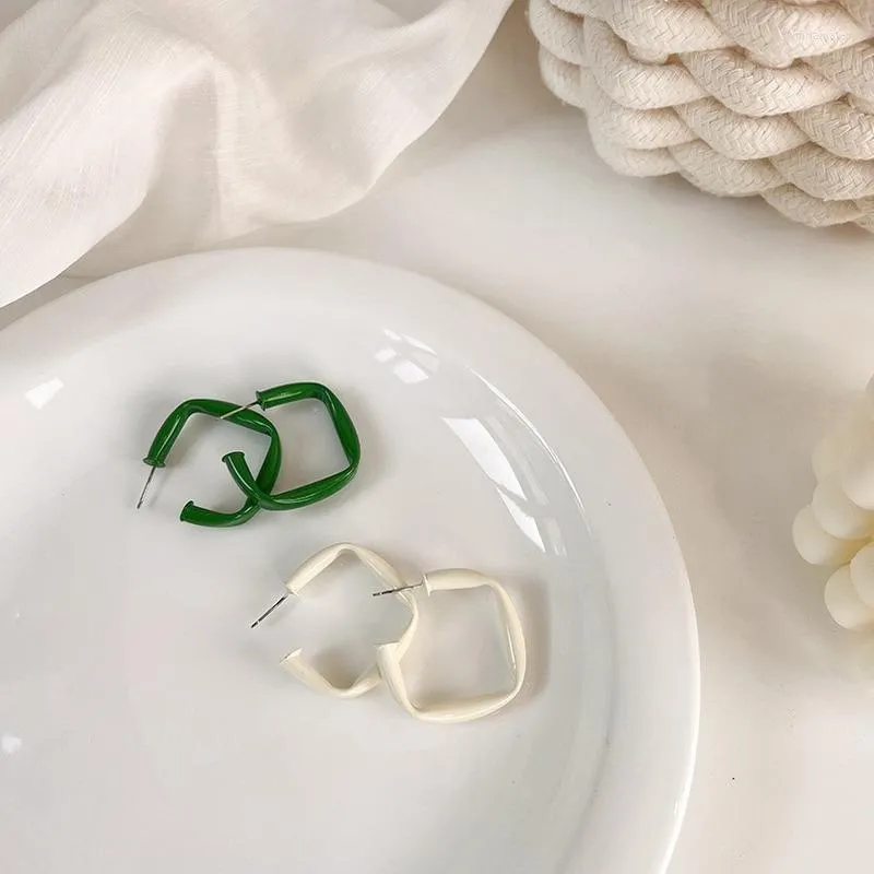 Boucles d'oreilles créoles U-Magical Design Carré Géométrique Vert Blanc Boucle D'oreille Pour Les Femmes Spray Émail Ouvert Métallique Bijoux Accessoires